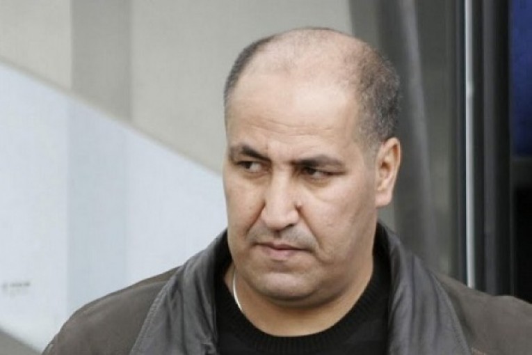 إصابة رئيسي وفاق سطيف ومولودية الجزائر في اعتداءات الجماهير