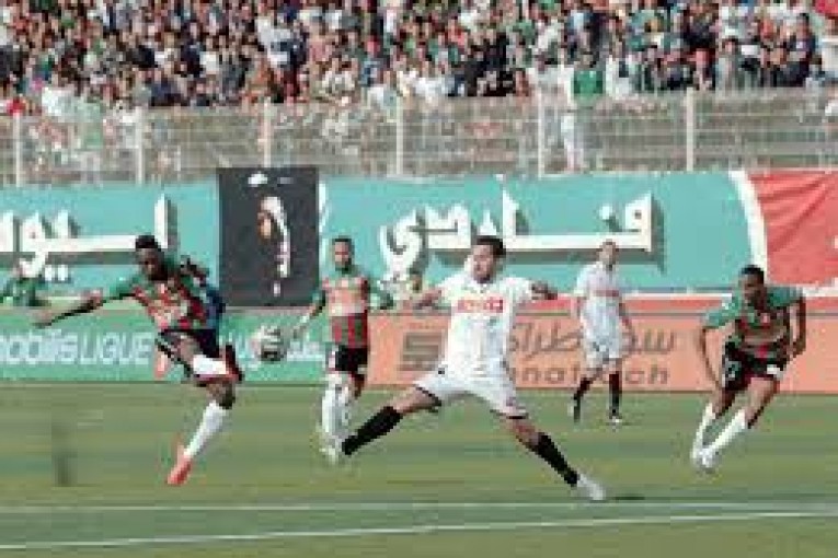 مقابلة دون جمهور للعميد، النسر وشبيبة بجاية