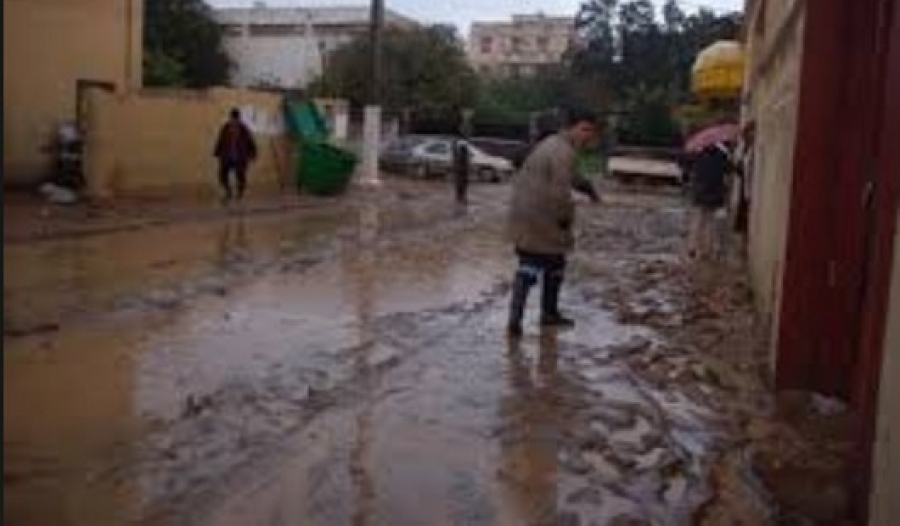 Interventions de la Protection civile à la suite d'importantes précipitations à Biskra