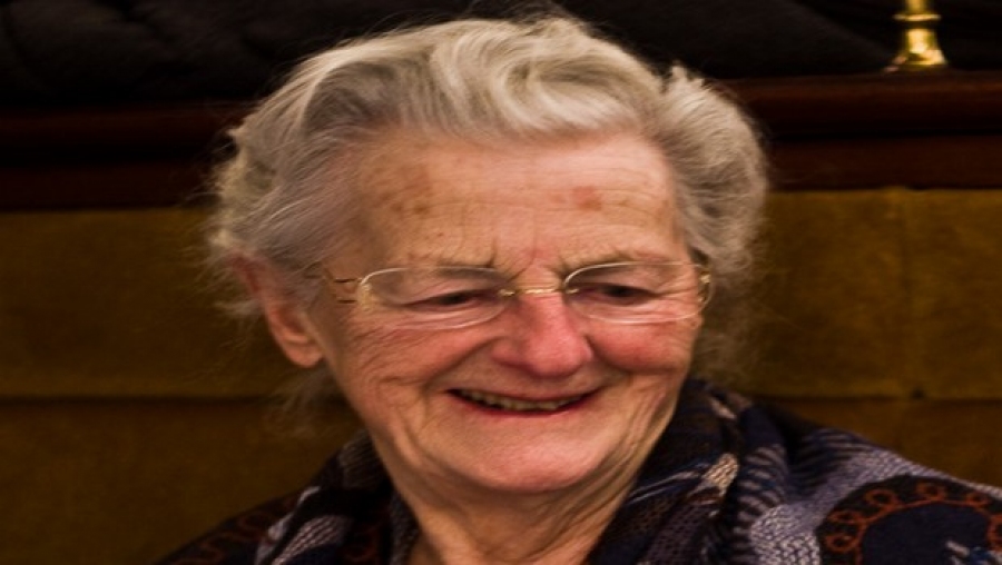 Le consulat d'Algérie à Strasbourg remet la médaille honorifique à Mme Charlotte Herfray