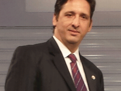 La sous-traitance locale à petits pas...