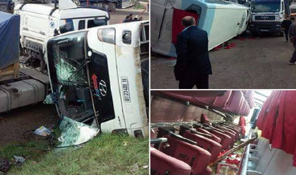 انقلاب حافلة لنقل المسافرين بمنطقة تازمالت بولاية بجاية