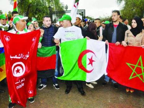 Haro sur la délégation officielle