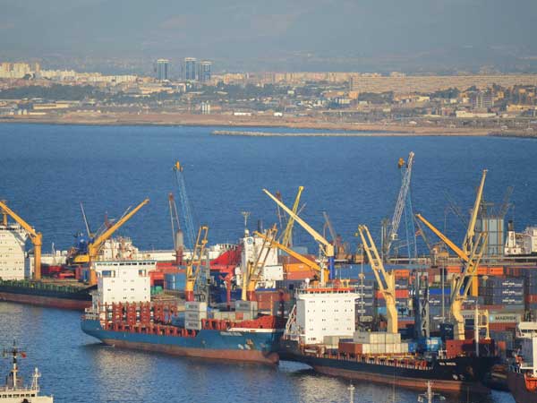 Une loi de finances complémentaire corrigera les errements du commerce extérieur (Abdelmalek Sellal)