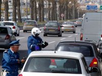 Les véhicules banalisés de la police en action