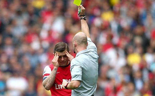 الاتحاد الإنجليزي يصدم آرسنال وليفربول بأنتوني تايلور