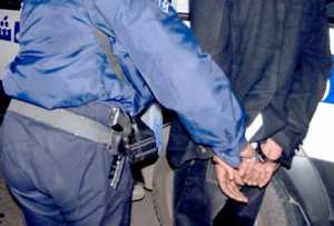 توقيف شخصين تورطا في سرقة محل تجاري ببسكرة