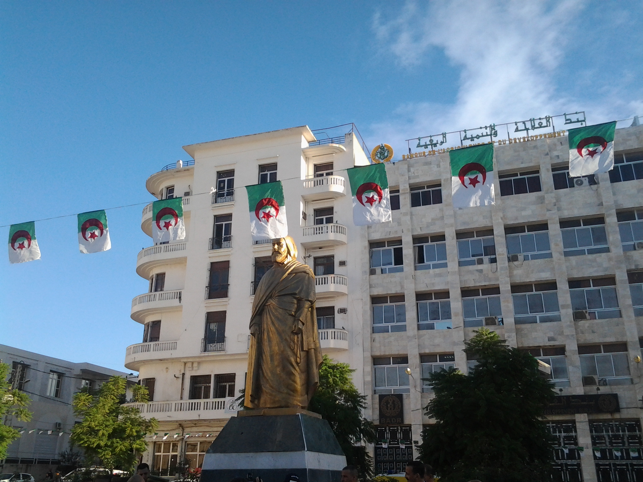 اختيرت الذكرى ال132لوفاته موعدا لانعقادها بمعسكر