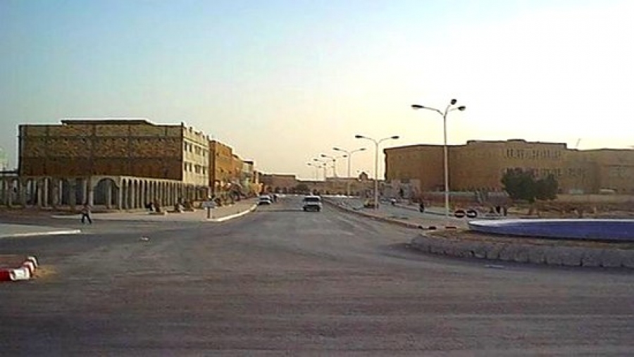 Sellal entame sa visite à Ouargla par l'inspection du projet d'un hôpital de 325 lits à Touggourt