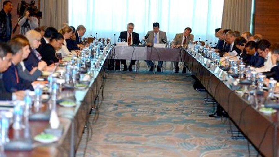 Convaincre les grandes puissances du désarmement nucléaire, un défi majeur