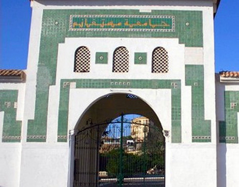 عميد كليّة بجامعة مستغانم متّهم للمرّة الثانية بسرقة علمية مدوّية