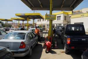 بنزين ممزوج بالمياه في محطات الوقود في تيبازة