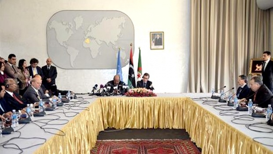 Dialogue interlibyen