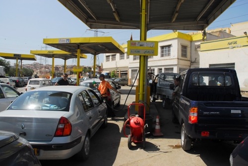 بنزين ممزوج بالمياه في محطات الوقود في تيبازة