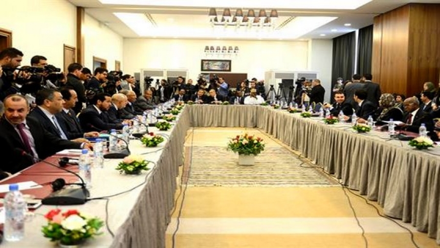 L'Algérie souhaite voir les parties libyennes signer un accord