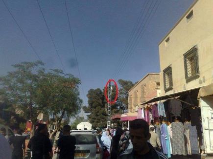 شاب يحاول الانتحار من أعلى عمود كهربائي ببوسعادة بالمسيلة