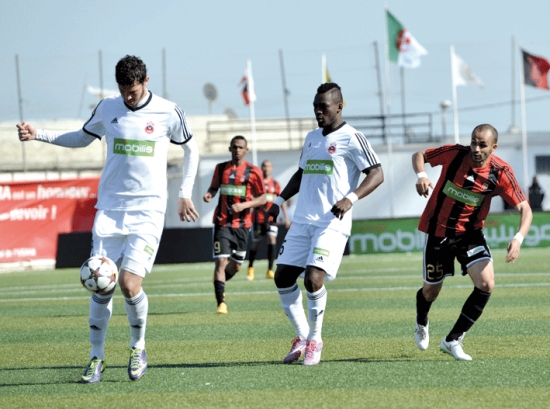 أولمبي الشلف يواجه النادي الإفريقي وعينه على الفوز