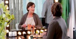 Bahia Rachedi à Ain Temouchent pour le tournage d'une émission sur son parcours