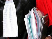 La défense soulève des vices de procédure