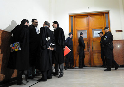 Le verdict du procès de deux ex-responsables reporté