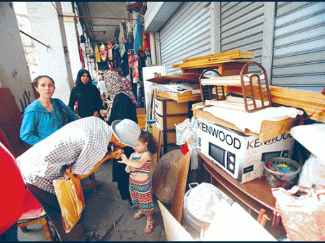 Quand des familles errent dans les rues...