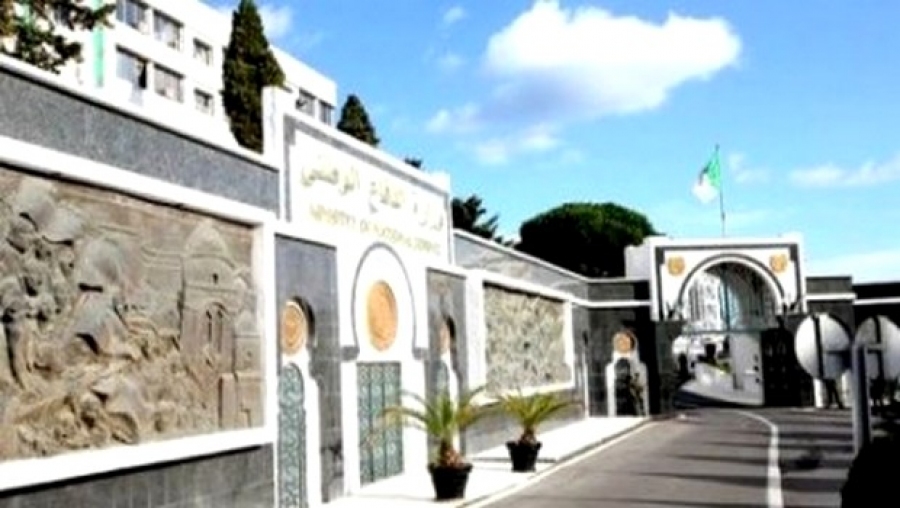 Arrestation de trois contrebandiers à Adrar (MDN)