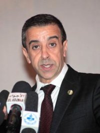 Examen du partenariat entre les entreprises algériennes et étrangères