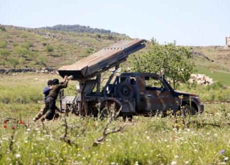 المعارضة السورية تسيطر على معسكر إستراتيجي جنوب إدلب