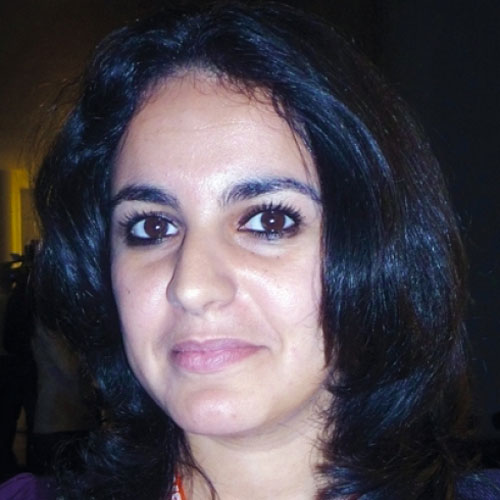 المخرجة ياسمين شويخ تصور المشاهد الأولى لمسلسل تلفزيوني جديد بمستغانم