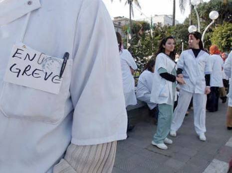 Les praticiens organisent un sit-in