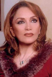 Ahlem Mosteghanemi, ecrivaine