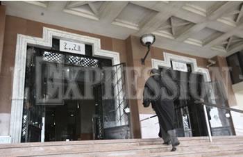 Enfin les pots-de-vin!