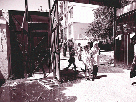 Des odeurs d'égout envahissent les classes