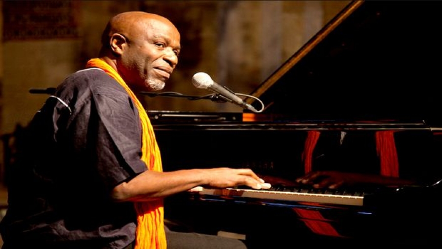 Le pianiste Ray Lema célèbre le jazz à Alger