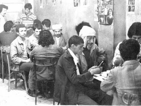 L'officier de l'ALN, le réalisateur passionné, l'homme populaire et chaleureux...