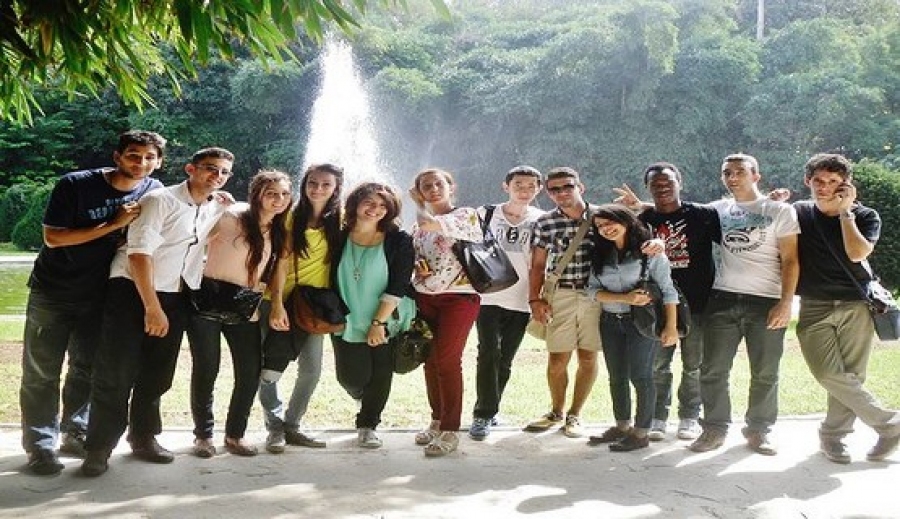 Création prochaine de l'Union internationale de la jeunesse algérienne (UIJA)