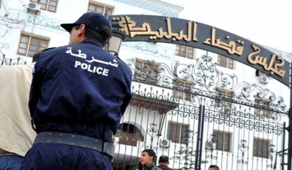 Le procès après cassation de l'affaire Khalifa s'est ouvert à Blida en l'absence de nombre d'importants témoins