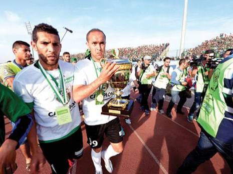 Accueil populaire à Béjaïa pour les joueurs du MOB