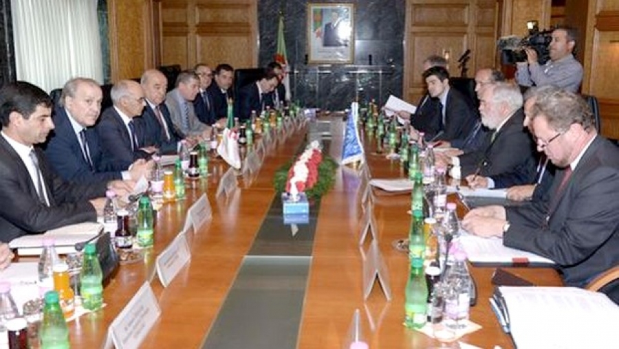 L'Algérie et l'UE signent une feuille de route dans le domaine de l'énergie