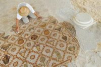 La promotion passe par les médias