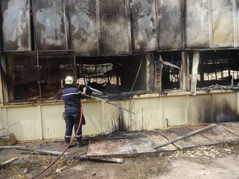 Un incendie et des interrogations