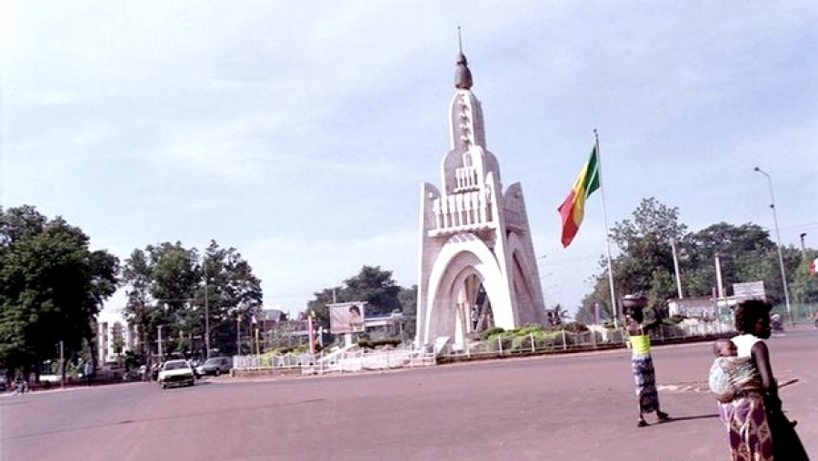 Le président Bouteflika désigne M. Bensalah pour le représenter à la cérémonie de signature de l'Accord de paix au Mali