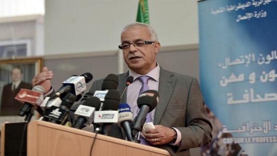 Grine appelle à l'amélioration de la situation socioprofessionnelle des journalistes