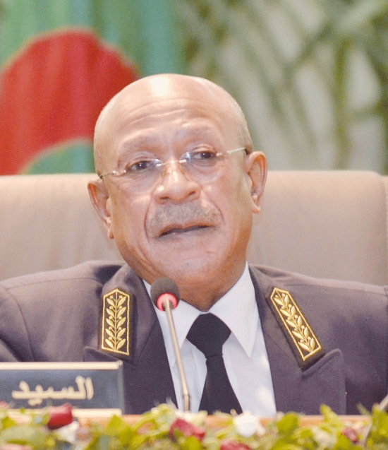 زوخ يشرف على عملية ترحيل 2300 عائلة بالعاصمة