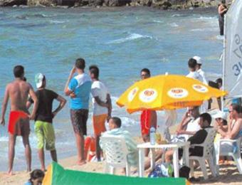 إطارات من ولاية الجزائر يتعرضون للاعتداء من قبل عصابات تحتل شواطئ العاصمة