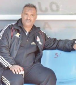 سريع غليزان يعين شريف الوزاني مدربا له