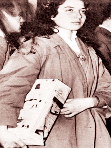 الرئيس بوتفليقة يعزي أسرة المجاهدة الراحلة جميلة بوعزة ويشيد بمسارها الثوري