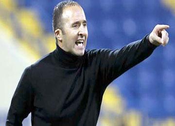 بلماضي في أحسن رواق لتولي العارضة الفنية لاتحاد العاصمة