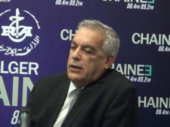 Le ministre des transports à la radio chaine 3