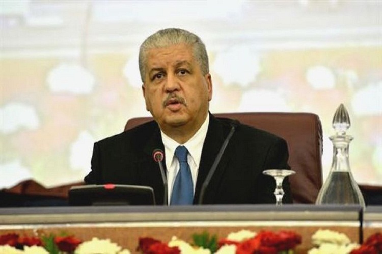 سلال في زيارة عمل إلى معسكر ووهران الأربعاء